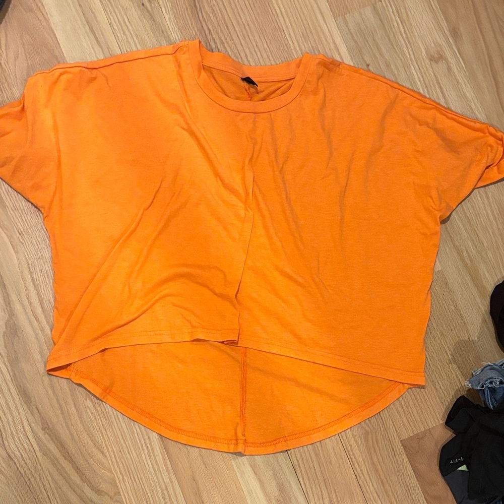 SHEIN Bright Orange Short Sleeve Tee